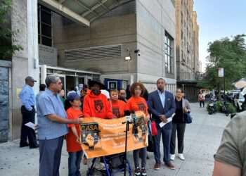 Bronx Tenants Rally for Justice Against Negligent Landlord at Housing Court