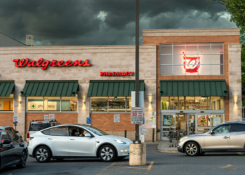 Walgreens Announces Layoffs of Over 250 Chicago Employees Amid Restructuring
