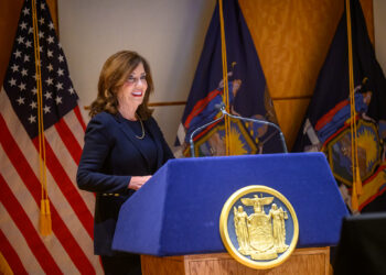 Governor Hochul Expands New York Workers’ Compensation for Mental Health Support