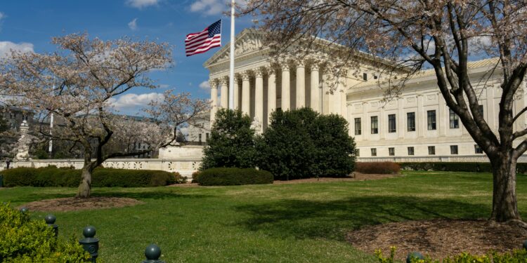 Court Backs Trump Order Limiting Federal Worker Unions