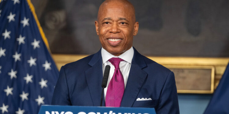 Mayor Adams Extends Big Apple Connect to 2028 for NYCHA Residents